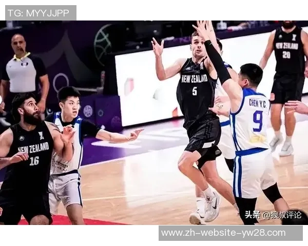 中国男篮对决澳大利亚队激战在即双方阵容分析与赛前预测